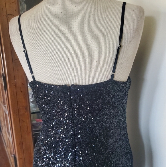 Forever 21 Black Sequin Bodycon Midi Dress - Picture 10 of 10